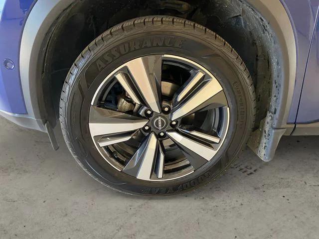 used 2023 Nissan Rogue car, priced at $30,999
