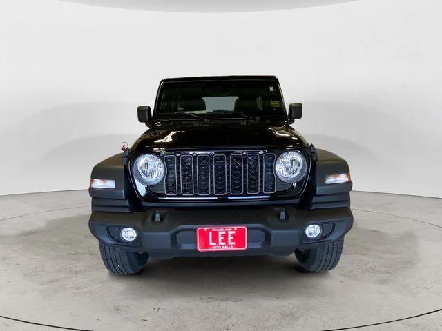 new 2025 Jeep Wrangler car, priced at $45,138