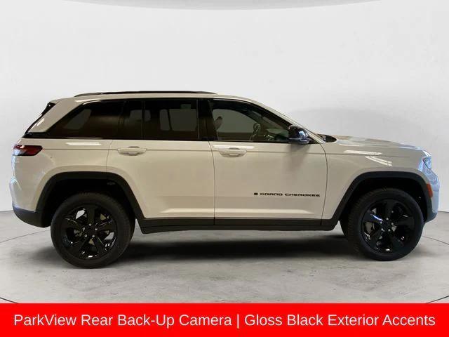 new 2025 Jeep Grand Cherokee car, priced at $46,550