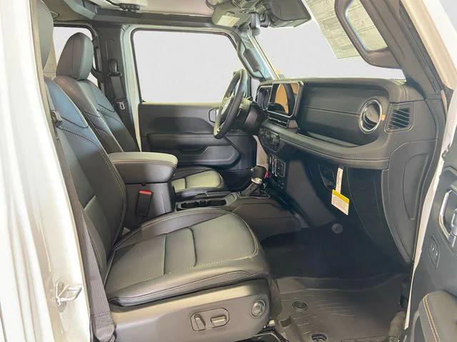 new 2025 Jeep Gladiator car, priced at $50,045