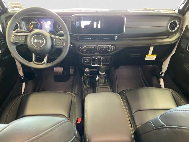 new 2025 Jeep Gladiator car, priced at $50,045