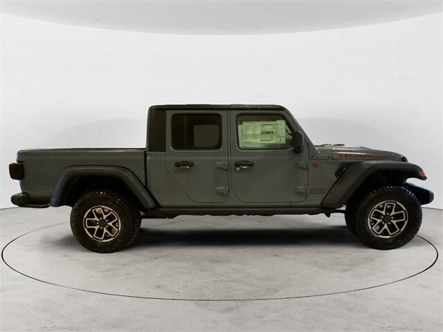 new 2024 Jeep Gladiator car, priced at $57,153