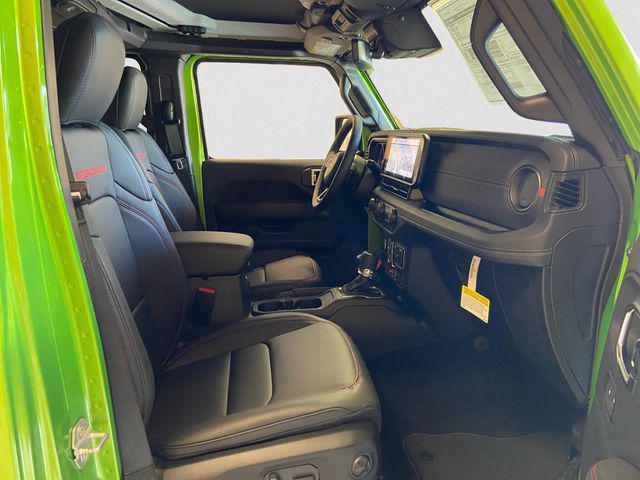 new 2025 Jeep Gladiator car, priced at $57,074