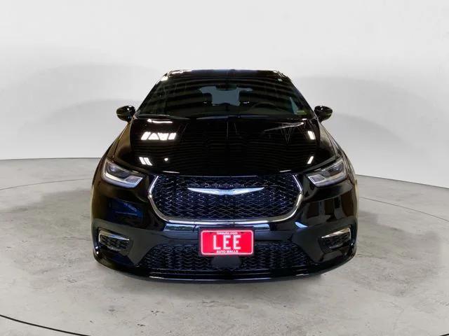 new 2026 Chrysler Pacifica car, priced at $43,635