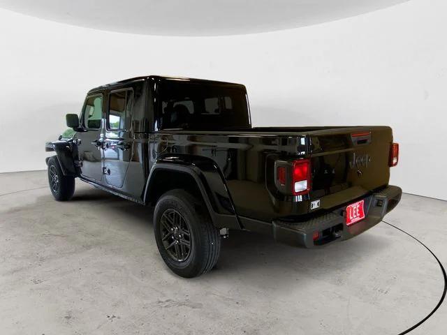 new 2025 Jeep Gladiator car, priced at $44,008