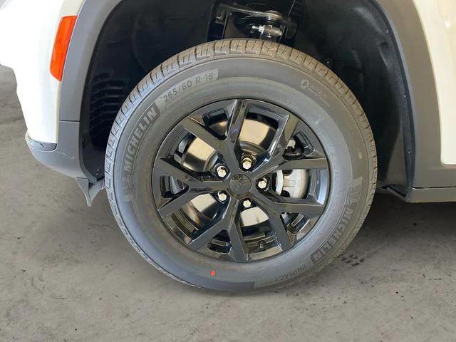 new 2025 Jeep Grand Cherokee L car, priced at $44,024