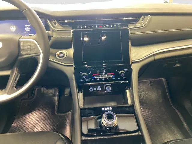 new 2025 Jeep Grand Cherokee L car, priced at $44,024