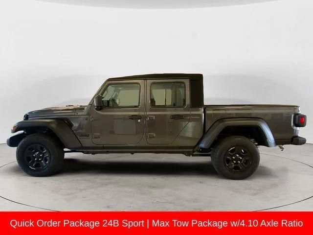 new 2025 Jeep Gladiator car, priced at $38,501