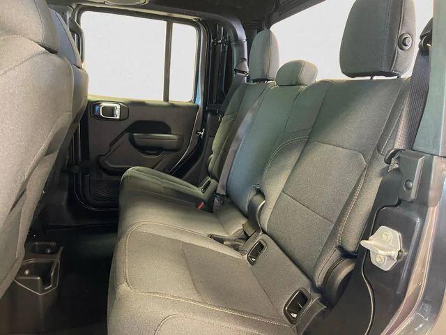 new 2025 Jeep Gladiator car, priced at $38,501
