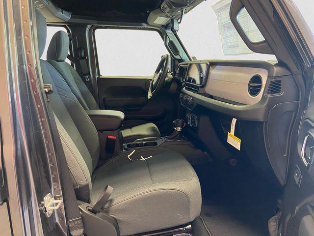 new 2025 Jeep Gladiator car, priced at $38,501