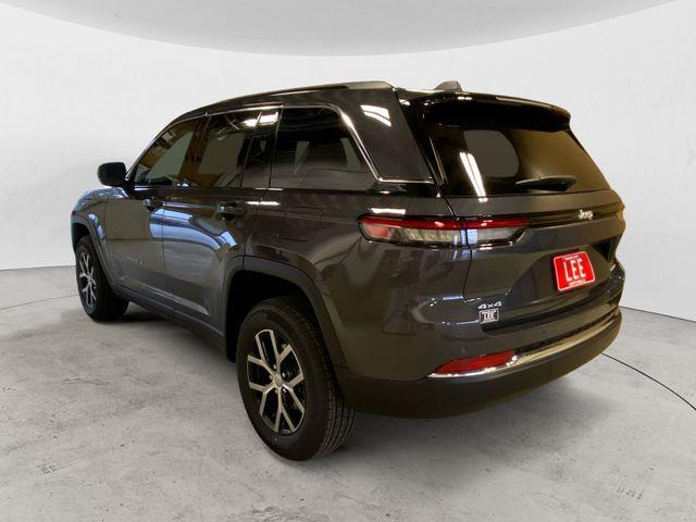 new 2025 Jeep Grand Cherokee car, priced at $46,390