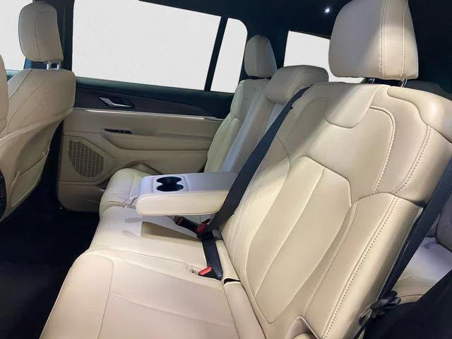 new 2025 Jeep Grand Cherokee L car, priced at $49,040