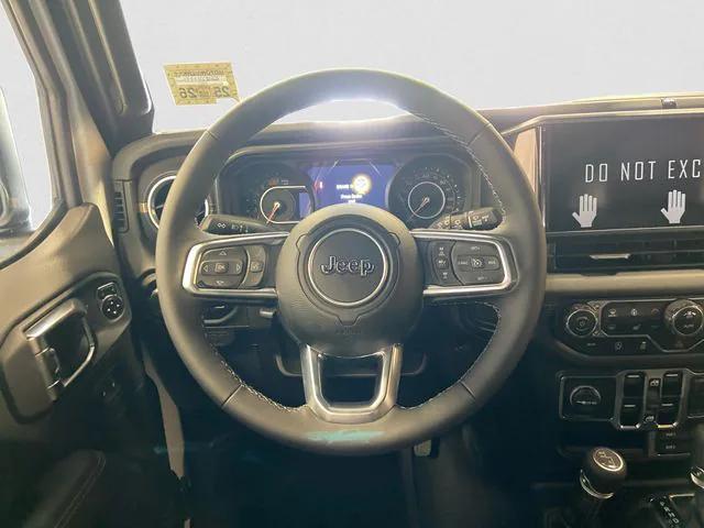 new 2025 Jeep Wrangler car, priced at $53,608