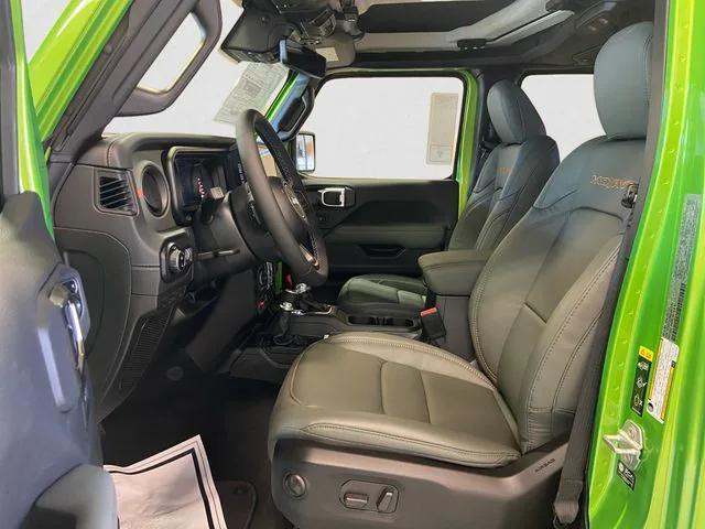 new 2025 Jeep Gladiator car, priced at $59,588