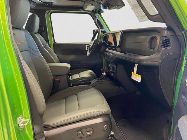 new 2025 Jeep Gladiator car, priced at $59,588