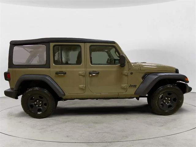 new 2025 Jeep Wrangler car, priced at $38,685