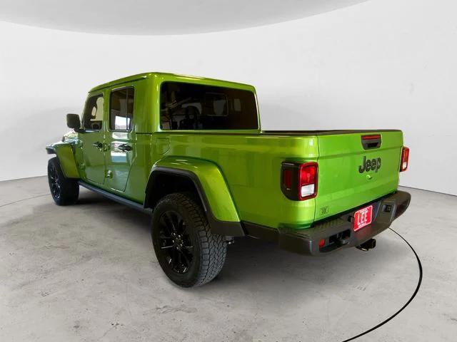 new 2025 Jeep Gladiator car, priced at $43,180