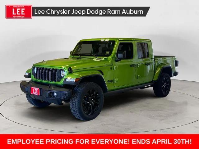 new 2025 Jeep Gladiator car, priced at $43,180