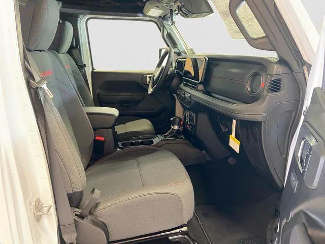 new 2025 Jeep Gladiator car, priced at $46,294