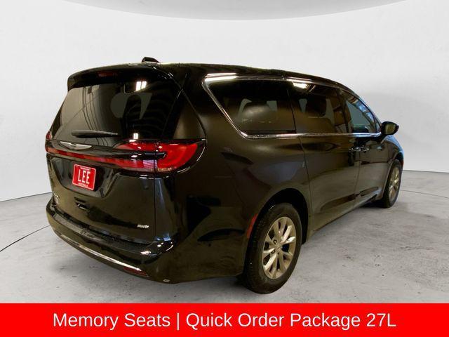 new 2025 Chrysler Pacifica car, priced at $46,108