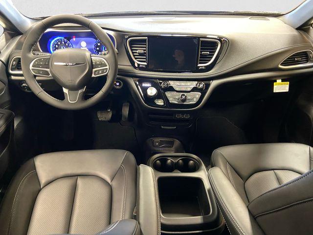 new 2025 Chrysler Pacifica car, priced at $50,315
