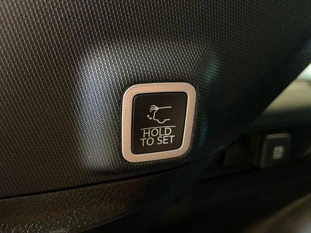 new 2025 Jeep Grand Cherokee car, priced at $47,199