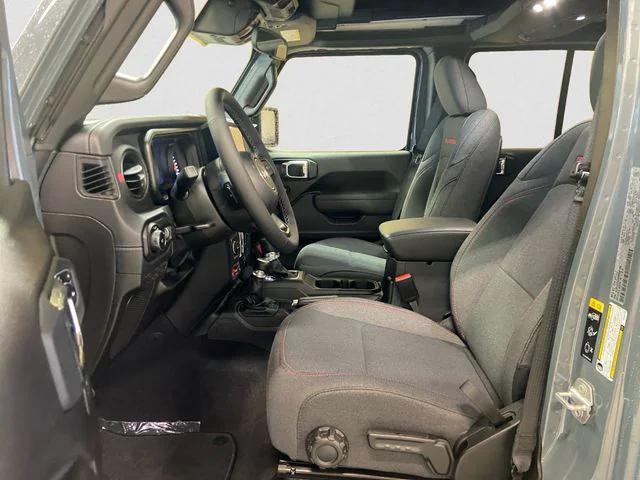 new 2025 Jeep Wrangler car, priced at $52,462