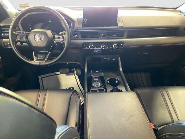 used 2025 Honda Pilot car, priced at $46,994