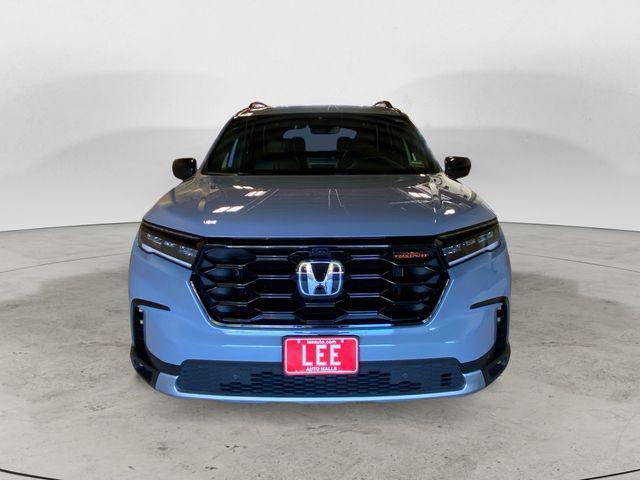 used 2025 Honda Pilot car, priced at $46,994