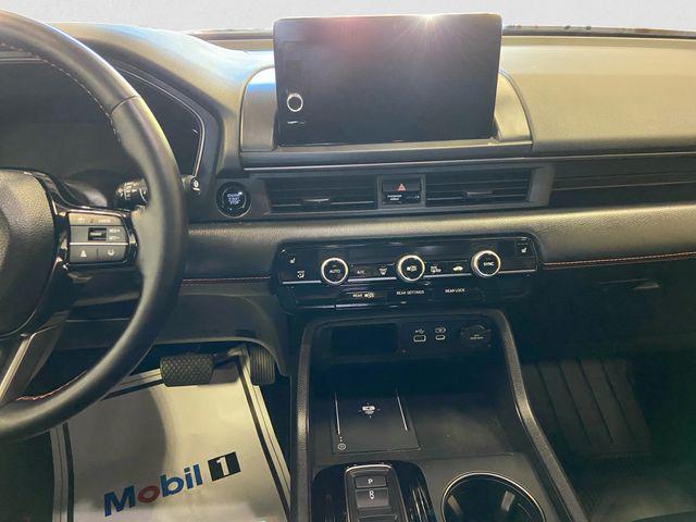 used 2025 Honda Pilot car, priced at $46,994