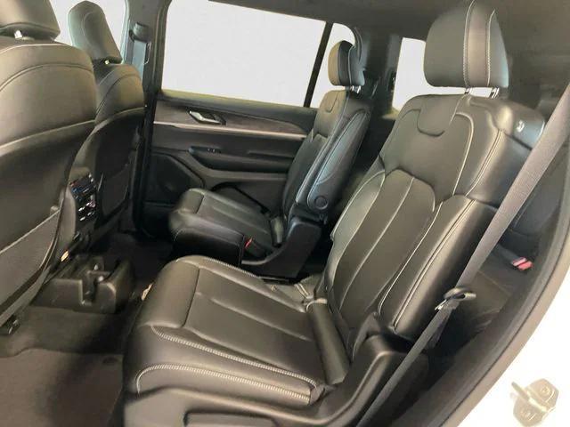 new 2025 Jeep Grand Cherokee L car, priced at $49,118