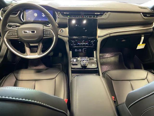new 2025 Jeep Grand Cherokee L car, priced at $49,118
