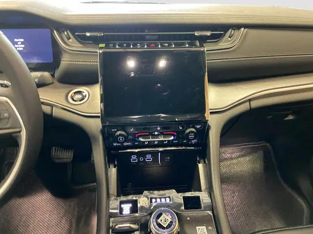new 2025 Jeep Grand Cherokee L car, priced at $49,118