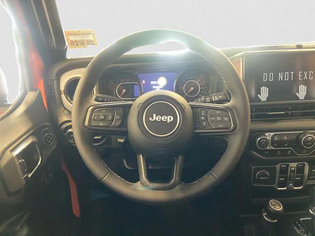 new 2025 Jeep Wrangler car, priced at $44,104