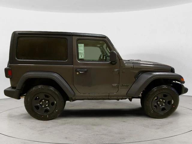 new 2025 Jeep Wrangler car, priced at $38,977