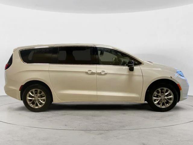 new 2026 Chrysler Pacifica car, priced at $44,385