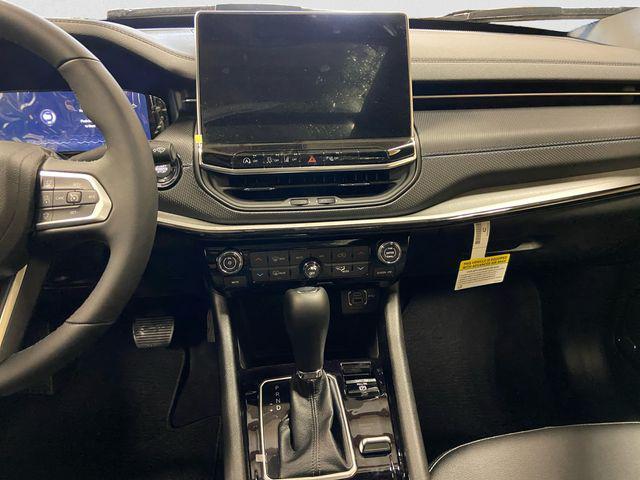 new 2025 Jeep Compass car, priced at $35,250