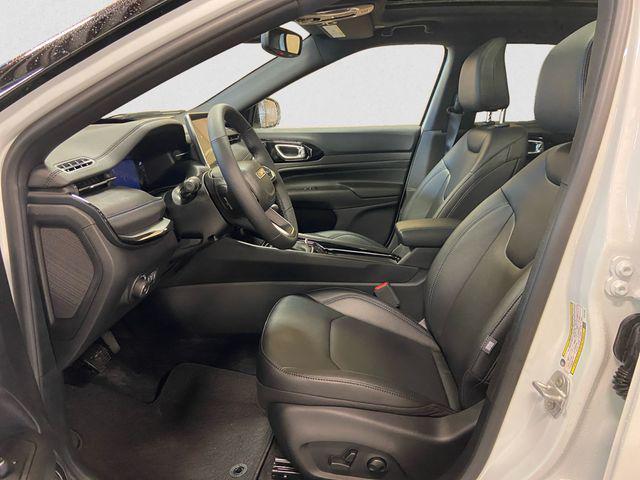 new 2025 Jeep Compass car, priced at $35,250