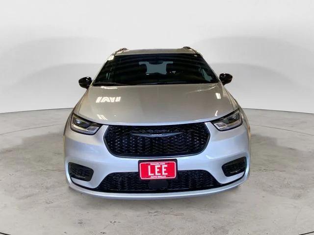 new 2026 Chrysler Pacifica car, priced at $47,055