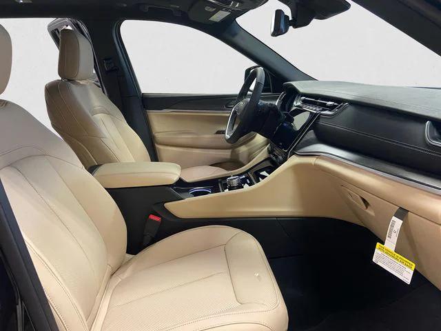 new 2025 Jeep Grand Cherokee L car, priced at $56,455
