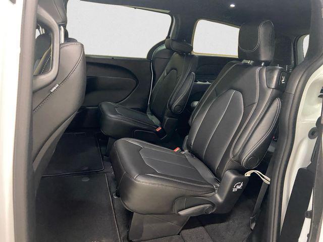 new 2026 Chrysler Pacifica car, priced at $44,915