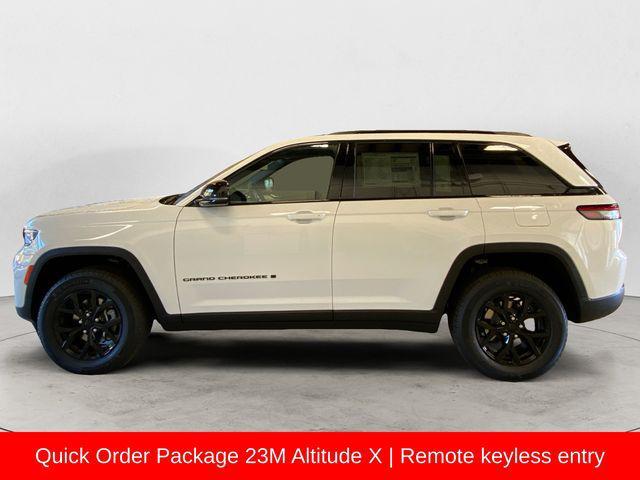 new 2025 Jeep Grand Cherokee car, priced at $40,829