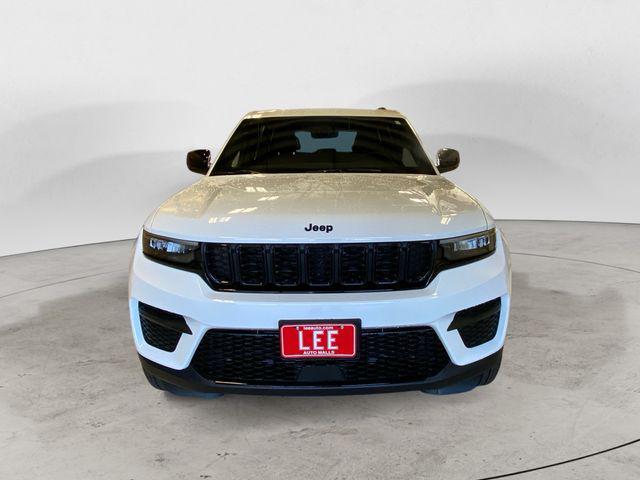 new 2025 Jeep Grand Cherokee car, priced at $40,829