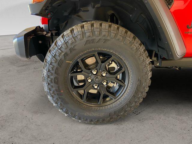 new 2025 Jeep Wrangler car, priced at $46,930