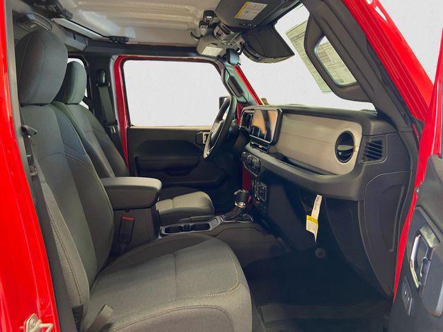 new 2025 Jeep Wrangler car, priced at $46,930
