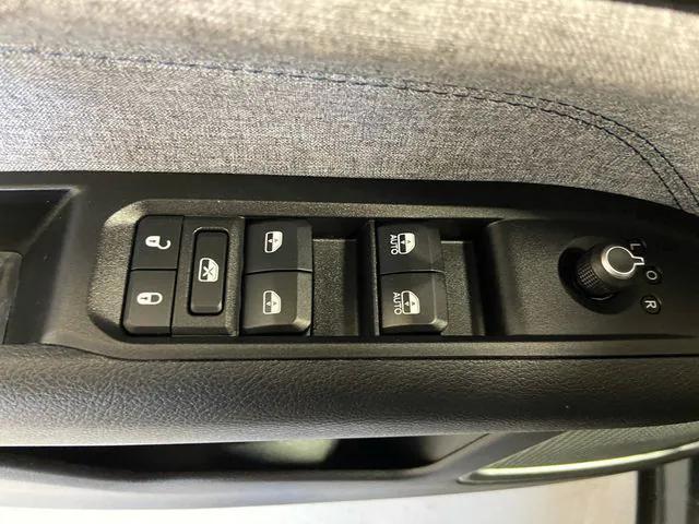 used 2022 Jeep Compass car, priced at $23,999