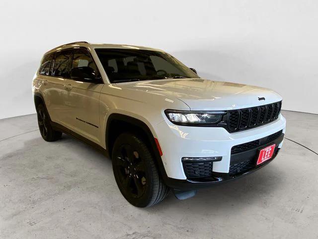 new 2024 Jeep Grand Cherokee L car, priced at $56,348