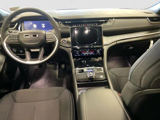 new 2025 Jeep Grand Cherokee L car, priced at $40,017