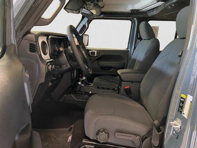 new 2025 Jeep Gladiator car, priced at $46,651