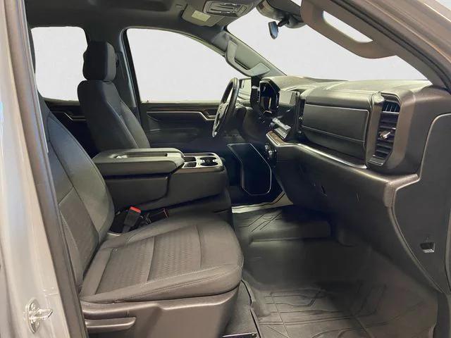 used 2024 Chevrolet Silverado 1500 car, priced at $42,994